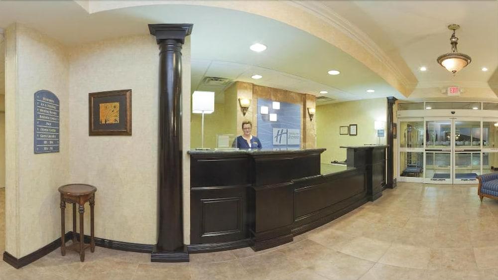 Holiday Inn Express Hotel & Suites Frankfort By Ihg Exterior foto