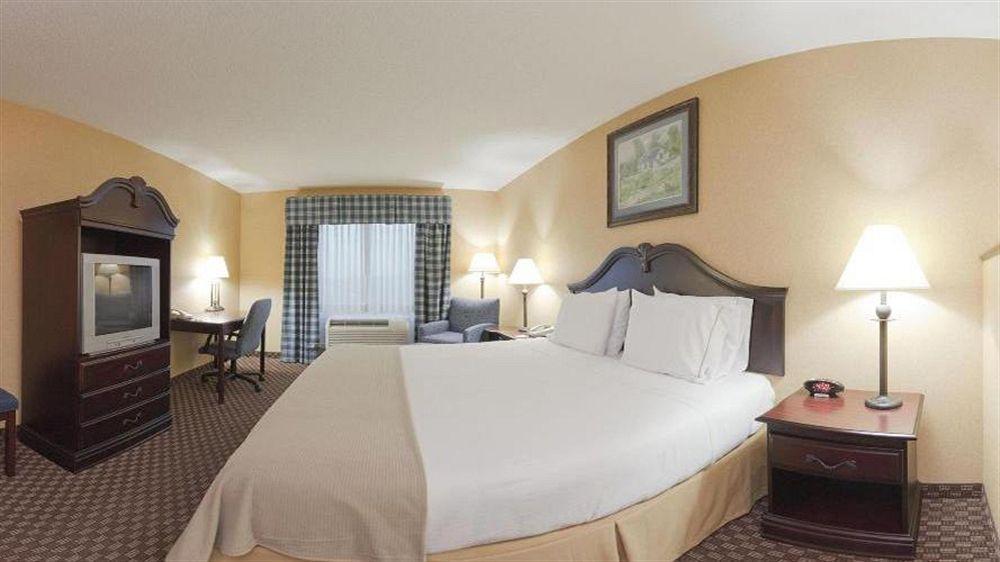 Holiday Inn Express Hotel & Suites Frankfort By Ihg Exterior foto
