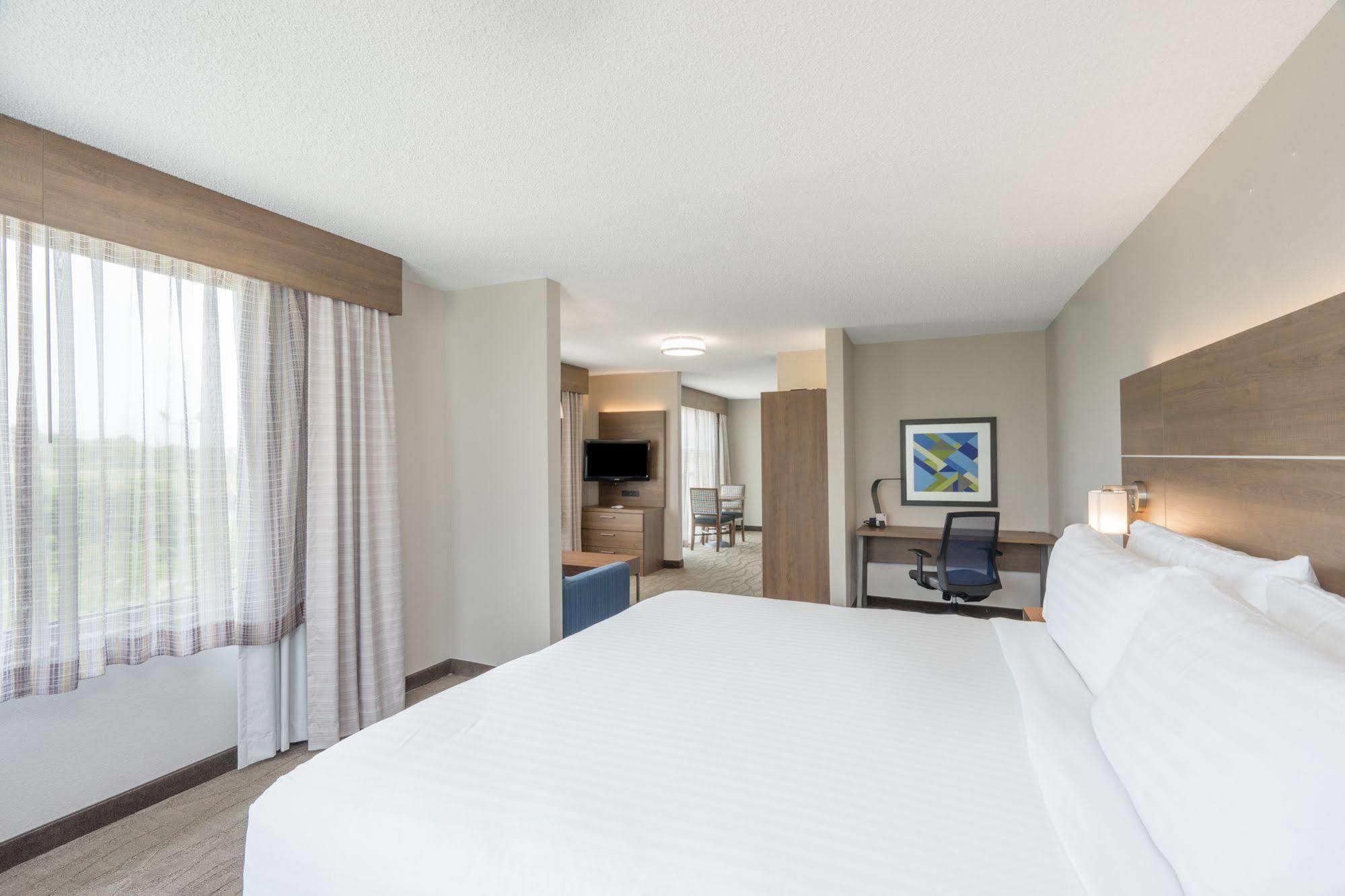 Holiday Inn Express Hotel & Suites Frankfort By Ihg Exterior foto